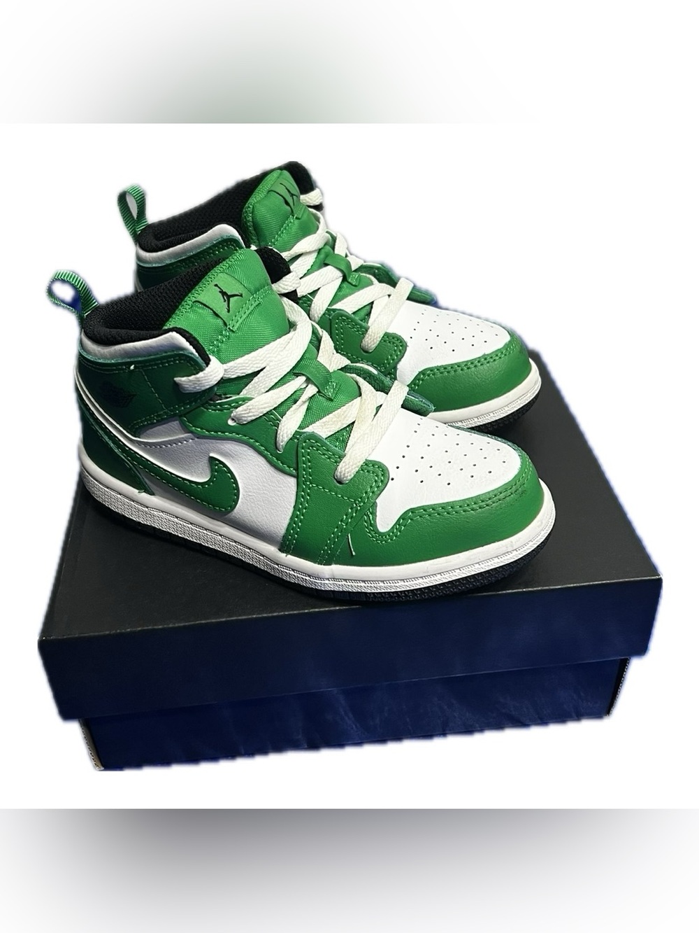 Jordan Kids' Mid-Top Sneakers in Green and White